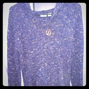 Large Long Sleeve Pullover with Hood! 💜